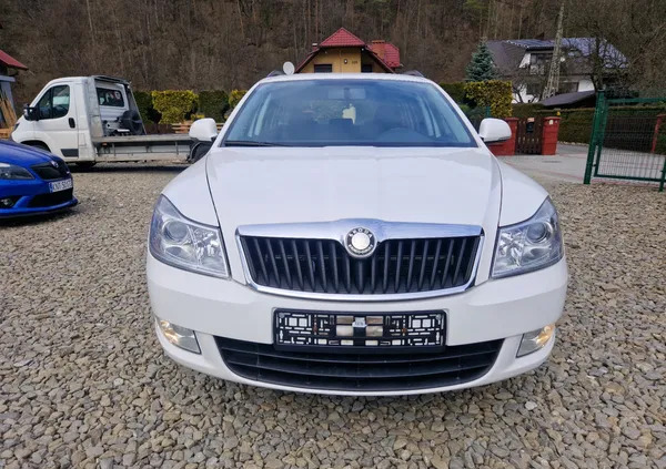 małopolskie Skoda Octavia cena 28000 przebieg: 208000, rok produkcji 2011 z Błaszki